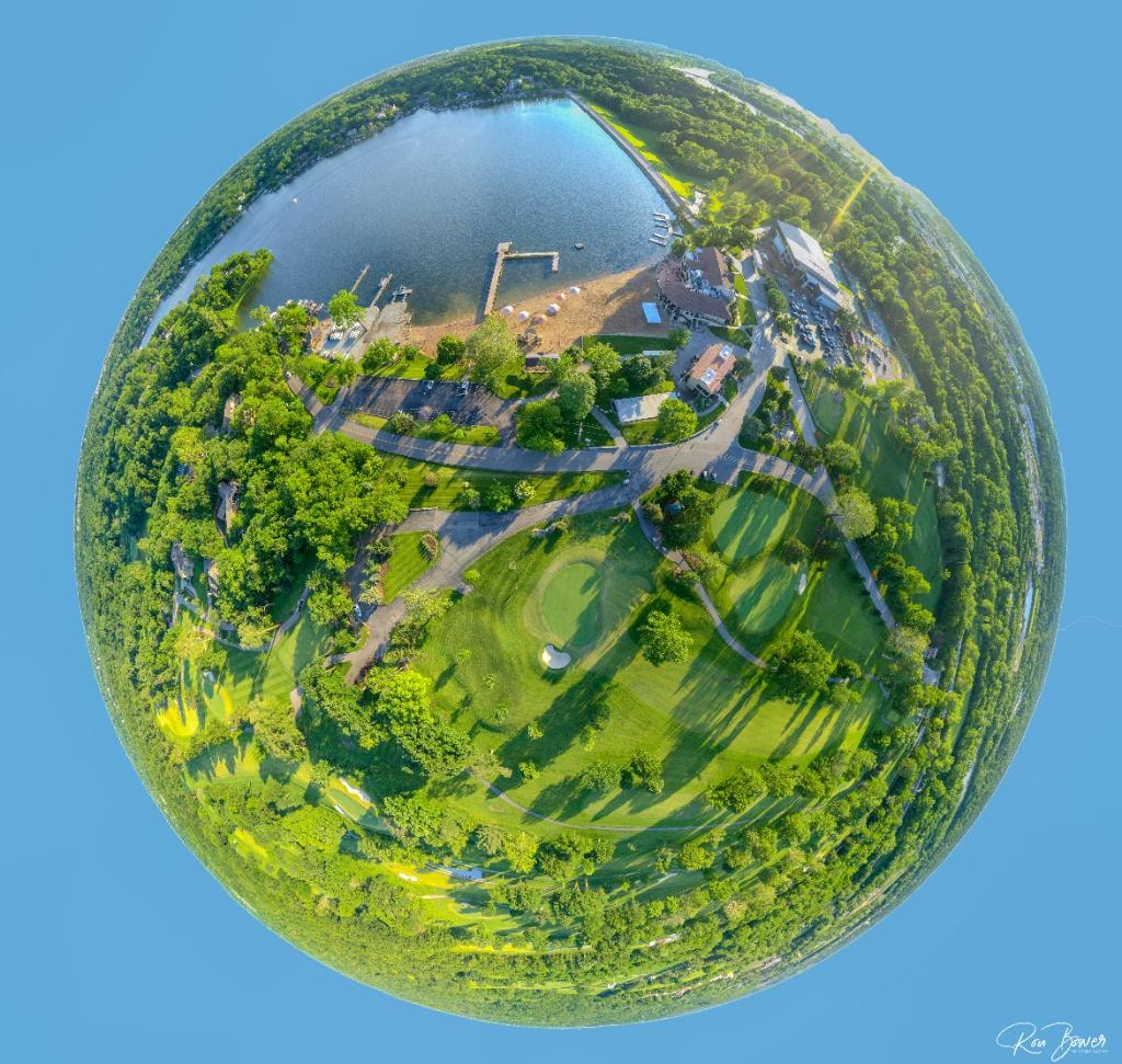 Lake Quivira equestrian facilities